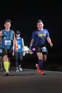 BIB: 41369, 40475
                            <button type="button" onclick="openModal(14029397)" class="btn btn-primary btn-sm float-right btn-popup" data-toggle="modal" data-target=".modal-high-quality">
                        <i class="fas fa-shopping-cart"></i> Add to Cart
                    </button>
                                            <button type="button" onclick="isThisMe(14029397, true)" class="btn btn-success btn-sm float-right btn-popup btn-isme hidden" data-toggle="tooltip" data-placement="bottom" title="นี่คือรูปของคุณใช่ไหม คลิกที่นี่เพื่อเอาเข้าอัลบั้ม">
                        <i class="fas fa-plus"></i> Add to album
                    </button>
                    <button type="button" onclick="isThisMe(14029397, false)" class="btn btn-warning btn-sm float-right btn-popup btn-isnotme hidden">
                        <i class="fas fa-ban"></i> Remove from album
                    </button>