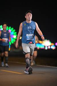 BIB: 41109
                            <button type="button" onclick="openModal(14027503)" class="btn btn-primary btn-sm float-right btn-popup" data-toggle="modal" data-target=".modal-high-quality">
                        <i class="fas fa-shopping-cart"></i> Add to Cart
                    </button>
                                            <button type="button" onclick="isThisMe(14027503, true)" class="btn btn-success btn-sm float-right btn-popup btn-isme hidden" data-toggle="tooltip" data-placement="bottom" title="นี่คือรูปของคุณใช่ไหม คลิกที่นี่เพื่อเอาเข้าอัลบั้ม">
                        <i class="fas fa-plus"></i> Add to album
                    </button>
                    <button type="button" onclick="isThisMe(14027503, false)" class="btn btn-warning btn-sm float-right btn-popup btn-isnotme hidden">
                        <i class="fas fa-ban"></i> Remove from album
                    </button>