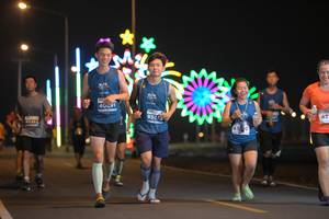 BIB: 40091, 95073, 40463, 430
                            <button type="button" onclick="openModal(14036264)" class="btn btn-primary btn-sm float-right btn-popup" data-toggle="modal" data-target=".modal-high-quality">
                        <i class="fas fa-shopping-cart"></i> Add to Cart
                    </button>
                                            <button type="button" onclick="isThisMe(14036264, true)" class="btn btn-success btn-sm float-right btn-popup btn-isme hidden" data-toggle="tooltip" data-placement="bottom" title="นี่คือรูปของคุณใช่ไหม คลิกที่นี่เพื่อเอาเข้าอัลบั้ม">
                        <i class="fas fa-plus"></i> Add to album
                    </button>
                    <button type="button" onclick="isThisMe(14036264, false)" class="btn btn-warning btn-sm float-right btn-popup btn-isnotme hidden">
                        <i class="fas fa-ban"></i> Remove from album
                    </button>