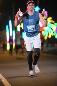 BIB: 205, 41924
                            <button type="button" onclick="openModal(13986567)" class="btn btn-primary btn-sm float-right btn-popup" data-toggle="modal" data-target=".modal-high-quality">
                        <i class="fas fa-shopping-cart"></i> Add to Cart
                    </button>
                                            <button type="button" onclick="isThisMe(13986567, true)" class="btn btn-success btn-sm float-right btn-popup btn-isme hidden" data-toggle="tooltip" data-placement="bottom" title="นี่คือรูปของคุณใช่ไหม คลิกที่นี่เพื่อเอาเข้าอัลบั้ม">
                        <i class="fas fa-plus"></i> Add to album
                    </button>
                    <button type="button" onclick="isThisMe(13986567, false)" class="btn btn-warning btn-sm float-right btn-popup btn-isnotme hidden">
                        <i class="fas fa-ban"></i> Remove from album
                    </button>