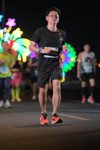 BIB: 198
                            <button type="button" onclick="openModal(13977095)" class="btn btn-primary btn-sm float-right btn-popup" data-toggle="modal" data-target=".modal-high-quality">
                        <i class="fas fa-shopping-cart"></i> Add to Cart
                    </button>
                                            <button type="button" onclick="isThisMe(13977095, true)" class="btn btn-success btn-sm float-right btn-popup btn-isme hidden" data-toggle="tooltip" data-placement="bottom" title="นี่คือรูปของคุณใช่ไหม คลิกที่นี่เพื่อเอาเข้าอัลบั้ม">
                        <i class="fas fa-plus"></i> Add to album
                    </button>
                    <button type="button" onclick="isThisMe(13977095, false)" class="btn btn-warning btn-sm float-right btn-popup btn-isnotme hidden">
                        <i class="fas fa-ban"></i> Remove from album
                    </button>