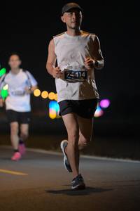 BIB: 414
                            <button type="button" onclick="openModal(13987126)" class="btn btn-primary btn-sm float-right btn-popup" data-toggle="modal" data-target=".modal-high-quality">
                        <i class="fas fa-shopping-cart"></i> Add to Cart
                    </button>
                                            <button type="button" onclick="isThisMe(13987126, true)" class="btn btn-success btn-sm float-right btn-popup btn-isme hidden" data-toggle="tooltip" data-placement="bottom" title="นี่คือรูปของคุณใช่ไหม คลิกที่นี่เพื่อเอาเข้าอัลบั้ม">
                        <i class="fas fa-plus"></i> Add to album
                    </button>
                    <button type="button" onclick="isThisMe(13987126, false)" class="btn btn-warning btn-sm float-right btn-popup btn-isnotme hidden">
                        <i class="fas fa-ban"></i> Remove from album
                    </button>