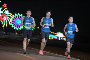 BIB: 8240, 40182, 99406
                            <button type="button" onclick="openModal(13988036)" class="btn btn-primary btn-sm float-right btn-popup" data-toggle="modal" data-target=".modal-high-quality">
                        <i class="fas fa-shopping-cart"></i> Add to Cart
                    </button>
                                            <button type="button" onclick="isThisMe(13988036, true)" class="btn btn-success btn-sm float-right btn-popup btn-isme hidden" data-toggle="tooltip" data-placement="bottom" title="นี่คือรูปของคุณใช่ไหม คลิกที่นี่เพื่อเอาเข้าอัลบั้ม">
                        <i class="fas fa-plus"></i> Add to album
                    </button>
                    <button type="button" onclick="isThisMe(13988036, false)" class="btn btn-warning btn-sm float-right btn-popup btn-isnotme hidden">
                        <i class="fas fa-ban"></i> Remove from album
                    </button>