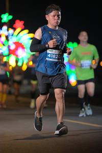 BIB: 41820
                            <button type="button" onclick="openModal(13972063)" class="btn btn-primary btn-sm float-right btn-popup" data-toggle="modal" data-target=".modal-high-quality">
                        <i class="fas fa-shopping-cart"></i> Add to Cart
                    </button>
                                            <button type="button" onclick="isThisMe(13972063, true)" class="btn btn-success btn-sm float-right btn-popup btn-isme hidden" data-toggle="tooltip" data-placement="bottom" title="นี่คือรูปของคุณใช่ไหม คลิกที่นี่เพื่อเอาเข้าอัลบั้ม">
                        <i class="fas fa-plus"></i> Add to album
                    </button>
                    <button type="button" onclick="isThisMe(13972063, false)" class="btn btn-warning btn-sm float-right btn-popup btn-isnotme hidden">
                        <i class="fas fa-ban"></i> Remove from album
                    </button>