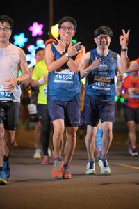 BIB: 46852, 46854, 1937
                            <button type="button" onclick="openModal(13967674)" class="btn btn-primary btn-sm float-right btn-popup" data-toggle="modal" data-target=".modal-high-quality">
                        <i class="fas fa-shopping-cart"></i> Add to Cart
                    </button>
                                            <button type="button" onclick="isThisMe(13967674, true)" class="btn btn-success btn-sm float-right btn-popup btn-isme hidden" data-toggle="tooltip" data-placement="bottom" title="นี่คือรูปของคุณใช่ไหม คลิกที่นี่เพื่อเอาเข้าอัลบั้ม">
                        <i class="fas fa-plus"></i> Add to album
                    </button>
                    <button type="button" onclick="isThisMe(13967674, false)" class="btn btn-warning btn-sm float-right btn-popup btn-isnotme hidden">
                        <i class="fas fa-ban"></i> Remove from album
                    </button>