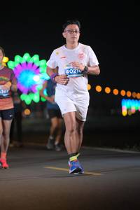 BIB: 40216
                            <button type="button" onclick="openModal(13980964)" class="btn btn-primary btn-sm float-right btn-popup" data-toggle="modal" data-target=".modal-high-quality">
                        <i class="fas fa-shopping-cart"></i> Add to Cart
                    </button>
                                            <button type="button" onclick="isThisMe(13980964, true)" class="btn btn-success btn-sm float-right btn-popup btn-isme hidden" data-toggle="tooltip" data-placement="bottom" title="นี่คือรูปของคุณใช่ไหม คลิกที่นี่เพื่อเอาเข้าอัลบั้ม">
                        <i class="fas fa-plus"></i> Add to album
                    </button>
                    <button type="button" onclick="isThisMe(13980964, false)" class="btn btn-warning btn-sm float-right btn-popup btn-isnotme hidden">
                        <i class="fas fa-ban"></i> Remove from album
                    </button>