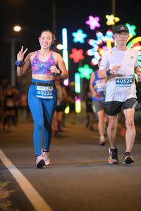 BIB: 40524, 40232
                            <button type="button" onclick="openModal(13974607)" class="btn btn-primary btn-sm float-right btn-popup" data-toggle="modal" data-target=".modal-high-quality">
                        <i class="fas fa-shopping-cart"></i> Add to Cart
                    </button>
                                            <button type="button" onclick="isThisMe(13974607, true)" class="btn btn-success btn-sm float-right btn-popup btn-isme hidden" data-toggle="tooltip" data-placement="bottom" title="นี่คือรูปของคุณใช่ไหม คลิกที่นี่เพื่อเอาเข้าอัลบั้ม">
                        <i class="fas fa-plus"></i> Add to album
                    </button>
                    <button type="button" onclick="isThisMe(13974607, false)" class="btn btn-warning btn-sm float-right btn-popup btn-isnotme hidden">
                        <i class="fas fa-ban"></i> Remove from album
                    </button>