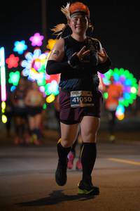 BIB: 41050
                            <button type="button" onclick="openModal(13978270)" class="btn btn-primary btn-sm float-right btn-popup" data-toggle="modal" data-target=".modal-high-quality">
                        <i class="fas fa-shopping-cart"></i> Add to Cart
                    </button>
                                            <button type="button" onclick="isThisMe(13978270, true)" class="btn btn-success btn-sm float-right btn-popup btn-isme hidden" data-toggle="tooltip" data-placement="bottom" title="นี่คือรูปของคุณใช่ไหม คลิกที่นี่เพื่อเอาเข้าอัลบั้ม">
                        <i class="fas fa-plus"></i> Add to album
                    </button>
                    <button type="button" onclick="isThisMe(13978270, false)" class="btn btn-warning btn-sm float-right btn-popup btn-isnotme hidden">
                        <i class="fas fa-ban"></i> Remove from album
                    </button>