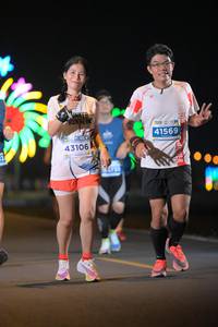 BIB: 41569, 43106
                            <button type="button" onclick="openModal(13928208)" class="btn btn-primary btn-sm float-right btn-popup" data-toggle="modal" data-target=".modal-high-quality">
                        <i class="fas fa-shopping-cart"></i> Add to Cart
                    </button>
                                            <button type="button" onclick="isThisMe(13928208, true)" class="btn btn-success btn-sm float-right btn-popup btn-isme hidden" data-toggle="tooltip" data-placement="bottom" title="นี่คือรูปของคุณใช่ไหม คลิกที่นี่เพื่อเอาเข้าอัลบั้ม">
                        <i class="fas fa-plus"></i> Add to album
                    </button>
                    <button type="button" onclick="isThisMe(13928208, false)" class="btn btn-warning btn-sm float-right btn-popup btn-isnotme hidden">
                        <i class="fas fa-ban"></i> Remove from album
                    </button>