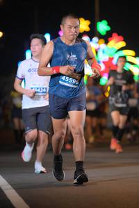 BIB: 45596, 1424
                            <button type="button" onclick="openModal(13915221)" class="btn btn-primary btn-sm float-right btn-popup" data-toggle="modal" data-target=".modal-high-quality">
                        <i class="fas fa-shopping-cart"></i> Add to Cart
                    </button>
                                            <button type="button" onclick="isThisMe(13915221, true)" class="btn btn-success btn-sm float-right btn-popup btn-isme hidden" data-toggle="tooltip" data-placement="bottom" title="นี่คือรูปของคุณใช่ไหม คลิกที่นี่เพื่อเอาเข้าอัลบั้ม">
                        <i class="fas fa-plus"></i> Add to album
                    </button>
                    <button type="button" onclick="isThisMe(13915221, false)" class="btn btn-warning btn-sm float-right btn-popup btn-isnotme hidden">
                        <i class="fas fa-ban"></i> Remove from album
                    </button>