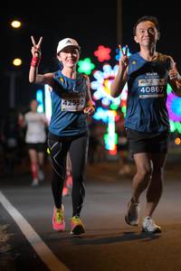 BIB: 40867, 42950
                            <button type="button" onclick="openModal(13899727)" class="btn btn-primary btn-sm float-right btn-popup" data-toggle="modal" data-target=".modal-high-quality">
                        <i class="fas fa-shopping-cart"></i> Add to Cart
                    </button>
                                            <button type="button" onclick="isThisMe(13899727, true)" class="btn btn-success btn-sm float-right btn-popup btn-isme hidden" data-toggle="tooltip" data-placement="bottom" title="นี่คือรูปของคุณใช่ไหม คลิกที่นี่เพื่อเอาเข้าอัลบั้ม">
                        <i class="fas fa-plus"></i> Add to album
                    </button>
                    <button type="button" onclick="isThisMe(13899727, false)" class="btn btn-warning btn-sm float-right btn-popup btn-isnotme hidden">
                        <i class="fas fa-ban"></i> Remove from album
                    </button>