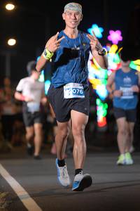 BIB: 076
                            <button type="button" onclick="openModal(13904081)" class="btn btn-primary btn-sm float-right btn-popup" data-toggle="modal" data-target=".modal-high-quality">
                        <i class="fas fa-shopping-cart"></i> Add to Cart
                    </button>
                                            <button type="button" onclick="isThisMe(13904081, true)" class="btn btn-success btn-sm float-right btn-popup btn-isme hidden" data-toggle="tooltip" data-placement="bottom" title="นี่คือรูปของคุณใช่ไหม คลิกที่นี่เพื่อเอาเข้าอัลบั้ม">
                        <i class="fas fa-plus"></i> Add to album
                    </button>
                    <button type="button" onclick="isThisMe(13904081, false)" class="btn btn-warning btn-sm float-right btn-popup btn-isnotme hidden">
                        <i class="fas fa-ban"></i> Remove from album
                    </button>