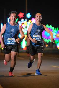 BIB: 45490, 46008
                            <button type="button" onclick="openModal(13892133)" class="btn btn-primary btn-sm float-right btn-popup" data-toggle="modal" data-target=".modal-high-quality">
                        <i class="fas fa-shopping-cart"></i> Add to Cart
                    </button>
                                            <button type="button" onclick="isThisMe(13892133, true)" class="btn btn-success btn-sm float-right btn-popup btn-isme hidden" data-toggle="tooltip" data-placement="bottom" title="นี่คือรูปของคุณใช่ไหม คลิกที่นี่เพื่อเอาเข้าอัลบั้ม">
                        <i class="fas fa-plus"></i> Add to album
                    </button>
                    <button type="button" onclick="isThisMe(13892133, false)" class="btn btn-warning btn-sm float-right btn-popup btn-isnotme hidden">
                        <i class="fas fa-ban"></i> Remove from album
                    </button>