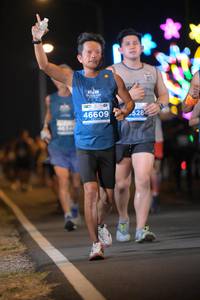 BIB: 46609, 528
                            <button type="button" onclick="openModal(13916696)" class="btn btn-primary btn-sm float-right btn-popup" data-toggle="modal" data-target=".modal-high-quality">
                        <i class="fas fa-shopping-cart"></i> Add to Cart
                    </button>
                                            <button type="button" onclick="isThisMe(13916696, true)" class="btn btn-success btn-sm float-right btn-popup btn-isme hidden" data-toggle="tooltip" data-placement="bottom" title="นี่คือรูปของคุณใช่ไหม คลิกที่นี่เพื่อเอาเข้าอัลบั้ม">
                        <i class="fas fa-plus"></i> Add to album
                    </button>
                    <button type="button" onclick="isThisMe(13916696, false)" class="btn btn-warning btn-sm float-right btn-popup btn-isnotme hidden">
                        <i class="fas fa-ban"></i> Remove from album
                    </button>