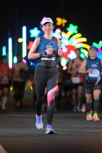 BIB: 960
                            <button type="button" onclick="openModal(13926528)" class="btn btn-primary btn-sm float-right btn-popup" data-toggle="modal" data-target=".modal-high-quality">
                        <i class="fas fa-shopping-cart"></i> Add to Cart
                    </button>
                                            <button type="button" onclick="isThisMe(13926528, true)" class="btn btn-success btn-sm float-right btn-popup btn-isme hidden" data-toggle="tooltip" data-placement="bottom" title="นี่คือรูปของคุณใช่ไหม คลิกที่นี่เพื่อเอาเข้าอัลบั้ม">
                        <i class="fas fa-plus"></i> Add to album
                    </button>
                    <button type="button" onclick="isThisMe(13926528, false)" class="btn btn-warning btn-sm float-right btn-popup btn-isnotme hidden">
                        <i class="fas fa-ban"></i> Remove from album
                    </button>