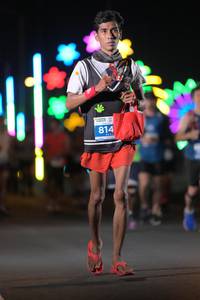 BIB: 814
                            <button type="button" onclick="openModal(13921732)" class="btn btn-primary btn-sm float-right btn-popup" data-toggle="modal" data-target=".modal-high-quality">
                        <i class="fas fa-shopping-cart"></i> Add to Cart
                    </button>
                                            <button type="button" onclick="isThisMe(13921732, true)" class="btn btn-success btn-sm float-right btn-popup btn-isme hidden" data-toggle="tooltip" data-placement="bottom" title="นี่คือรูปของคุณใช่ไหม คลิกที่นี่เพื่อเอาเข้าอัลบั้ม">
                        <i class="fas fa-plus"></i> Add to album
                    </button>
                    <button type="button" onclick="isThisMe(13921732, false)" class="btn btn-warning btn-sm float-right btn-popup btn-isnotme hidden">
                        <i class="fas fa-ban"></i> Remove from album
                    </button>