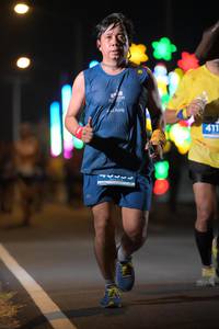 BIB: 411
                            <button type="button" onclick="openModal(13917386)" class="btn btn-primary btn-sm float-right btn-popup" data-toggle="modal" data-target=".modal-high-quality">
                        <i class="fas fa-shopping-cart"></i> Add to Cart
                    </button>
                                            <button type="button" onclick="isThisMe(13917386, true)" class="btn btn-success btn-sm float-right btn-popup btn-isme hidden" data-toggle="tooltip" data-placement="bottom" title="นี่คือรูปของคุณใช่ไหม คลิกที่นี่เพื่อเอาเข้าอัลบั้ม">
                        <i class="fas fa-plus"></i> Add to album
                    </button>
                    <button type="button" onclick="isThisMe(13917386, false)" class="btn btn-warning btn-sm float-right btn-popup btn-isnotme hidden">
                        <i class="fas fa-ban"></i> Remove from album
                    </button>