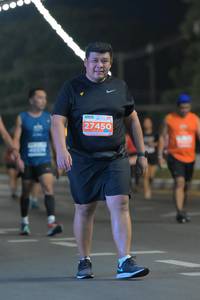 BIB: 27450
                            <button type="button" onclick="openModal(14632315)" class="btn btn-primary btn-sm float-right btn-popup" data-toggle="modal" data-target=".modal-high-quality">
                        <i class="fas fa-shopping-cart"></i> Add to Cart
                    </button>
                                            <button type="button" onclick="isThisMe(14632315, true)" class="btn btn-success btn-sm float-right btn-popup btn-isme hidden" data-toggle="tooltip" data-placement="bottom" title="นี่คือรูปของคุณใช่ไหม คลิกที่นี่เพื่อเอาเข้าอัลบั้ม">
                        <i class="fas fa-plus"></i> Add to album
                    </button>
                    <button type="button" onclick="isThisMe(14632315, false)" class="btn btn-warning btn-sm float-right btn-popup btn-isnotme hidden">
                        <i class="fas fa-ban"></i> Remove from album
                    </button>