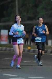 BIB: 45579, 42911
                            <button type="button" onclick="openModal(14680986)" class="btn btn-primary btn-sm float-right btn-popup" data-toggle="modal" data-target=".modal-high-quality">
                        <i class="fas fa-shopping-cart"></i> Add to Cart
                    </button>
                                            <button type="button" onclick="isThisMe(14680986, true)" class="btn btn-success btn-sm float-right btn-popup btn-isme hidden" data-toggle="tooltip" data-placement="bottom" title="นี่คือรูปของคุณใช่ไหม คลิกที่นี่เพื่อเอาเข้าอัลบั้ม">
                        <i class="fas fa-plus"></i> Add to album
                    </button>
                    <button type="button" onclick="isThisMe(14680986, false)" class="btn btn-warning btn-sm float-right btn-popup btn-isnotme hidden">
                        <i class="fas fa-ban"></i> Remove from album
                    </button>
