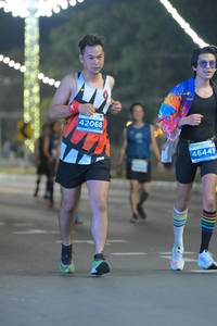 BIB: 42068, 46441
                            <button type="button" onclick="openModal(14656240)" class="btn btn-primary btn-sm float-right btn-popup" data-toggle="modal" data-target=".modal-high-quality">
                        <i class="fas fa-shopping-cart"></i> Add to Cart
                    </button>
                                            <button type="button" onclick="isThisMe(14656240, true)" class="btn btn-success btn-sm float-right btn-popup btn-isme hidden" data-toggle="tooltip" data-placement="bottom" title="นี่คือรูปของคุณใช่ไหม คลิกที่นี่เพื่อเอาเข้าอัลบั้ม">
                        <i class="fas fa-plus"></i> Add to album
                    </button>
                    <button type="button" onclick="isThisMe(14656240, false)" class="btn btn-warning btn-sm float-right btn-popup btn-isnotme hidden">
                        <i class="fas fa-ban"></i> Remove from album
                    </button>