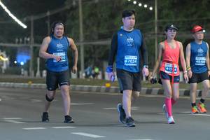 BIB: 46485, 47024, 415
                            <button type="button" onclick="openModal(14707287)" class="btn btn-primary btn-sm float-right btn-popup" data-toggle="modal" data-target=".modal-high-quality">
                        <i class="fas fa-shopping-cart"></i> Add to Cart
                    </button>
                                            <button type="button" onclick="isThisMe(14707287, true)" class="btn btn-success btn-sm float-right btn-popup btn-isme hidden" data-toggle="tooltip" data-placement="bottom" title="นี่คือรูปของคุณใช่ไหม คลิกที่นี่เพื่อเอาเข้าอัลบั้ม">
                        <i class="fas fa-plus"></i> Add to album
                    </button>
                    <button type="button" onclick="isThisMe(14707287, false)" class="btn btn-warning btn-sm float-right btn-popup btn-isnotme hidden">
                        <i class="fas fa-ban"></i> Remove from album
                    </button>