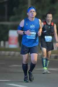 BIB: 2021, 41993
                            <button type="button" onclick="openModal(14647519)" class="btn btn-primary btn-sm float-right btn-popup" data-toggle="modal" data-target=".modal-high-quality">
                        <i class="fas fa-shopping-cart"></i> Add to Cart
                    </button>
                                            <button type="button" onclick="isThisMe(14647519, true)" class="btn btn-success btn-sm float-right btn-popup btn-isme hidden" data-toggle="tooltip" data-placement="bottom" title="นี่คือรูปของคุณใช่ไหม คลิกที่นี่เพื่อเอาเข้าอัลบั้ม">
                        <i class="fas fa-plus"></i> Add to album
                    </button>
                    <button type="button" onclick="isThisMe(14647519, false)" class="btn btn-warning btn-sm float-right btn-popup btn-isnotme hidden">
                        <i class="fas fa-ban"></i> Remove from album
                    </button>