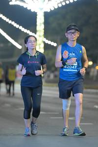 BIB: 42047
                            <button type="button" onclick="openModal(14698356)" class="btn btn-primary btn-sm float-right btn-popup" data-toggle="modal" data-target=".modal-high-quality">
                        <i class="fas fa-shopping-cart"></i> Add to Cart
                    </button>
                                            <button type="button" onclick="isThisMe(14698356, true)" class="btn btn-success btn-sm float-right btn-popup btn-isme hidden" data-toggle="tooltip" data-placement="bottom" title="นี่คือรูปของคุณใช่ไหม คลิกที่นี่เพื่อเอาเข้าอัลบั้ม">
                        <i class="fas fa-plus"></i> Add to album
                    </button>
                    <button type="button" onclick="isThisMe(14698356, false)" class="btn btn-warning btn-sm float-right btn-popup btn-isnotme hidden">
                        <i class="fas fa-ban"></i> Remove from album
                    </button>