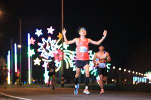 BIB: 4077
                            <button type="button" onclick="openModal(14585986)" class="btn btn-primary btn-sm float-right btn-popup" data-toggle="modal" data-target=".modal-high-quality">
                        <i class="fas fa-shopping-cart"></i> Add to Cart
                    </button>
                                            <button type="button" onclick="isThisMe(14585986, true)" class="btn btn-success btn-sm float-right btn-popup btn-isme hidden" data-toggle="tooltip" data-placement="bottom" title="นี่คือรูปของคุณใช่ไหม คลิกที่นี่เพื่อเอาเข้าอัลบั้ม">
                        <i class="fas fa-plus"></i> Add to album
                    </button>
                    <button type="button" onclick="isThisMe(14585986, false)" class="btn btn-warning btn-sm float-right btn-popup btn-isnotme hidden">
                        <i class="fas fa-ban"></i> Remove from album
                    </button>