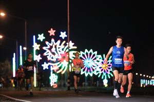 BIB: 41663
                            <button type="button" onclick="openModal(14595785)" class="btn btn-primary btn-sm float-right btn-popup" data-toggle="modal" data-target=".modal-high-quality">
                        <i class="fas fa-shopping-cart"></i> Add to Cart
                    </button>
                                            <button type="button" onclick="isThisMe(14595785, true)" class="btn btn-success btn-sm float-right btn-popup btn-isme hidden" data-toggle="tooltip" data-placement="bottom" title="นี่คือรูปของคุณใช่ไหม คลิกที่นี่เพื่อเอาเข้าอัลบั้ม">
                        <i class="fas fa-plus"></i> Add to album
                    </button>
                    <button type="button" onclick="isThisMe(14595785, false)" class="btn btn-warning btn-sm float-right btn-popup btn-isnotme hidden">
                        <i class="fas fa-ban"></i> Remove from album
                    </button>