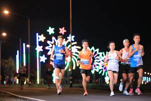 BIB: 40916, 41322, 404, 0859, 4704
                            <button type="button" onclick="openModal(14589521)" class="btn btn-primary btn-sm float-right btn-popup" data-toggle="modal" data-target=".modal-high-quality">
                        <i class="fas fa-shopping-cart"></i> Add to Cart
                    </button>
                                            <button type="button" onclick="isThisMe(14589521, true)" class="btn btn-success btn-sm float-right btn-popup btn-isme hidden" data-toggle="tooltip" data-placement="bottom" title="นี่คือรูปของคุณใช่ไหม คลิกที่นี่เพื่อเอาเข้าอัลบั้ม">
                        <i class="fas fa-plus"></i> Add to album
                    </button>
                    <button type="button" onclick="isThisMe(14589521, false)" class="btn btn-warning btn-sm float-right btn-popup btn-isnotme hidden">
                        <i class="fas fa-ban"></i> Remove from album
                    </button>