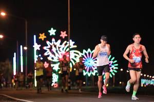 BIB: 42308, 0988
                            <button type="button" onclick="openModal(14611993)" class="btn btn-primary btn-sm float-right btn-popup" data-toggle="modal" data-target=".modal-high-quality">
                        <i class="fas fa-shopping-cart"></i> Add to Cart
                    </button>
                                            <button type="button" onclick="isThisMe(14611993, true)" class="btn btn-success btn-sm float-right btn-popup btn-isme hidden" data-toggle="tooltip" data-placement="bottom" title="นี่คือรูปของคุณใช่ไหม คลิกที่นี่เพื่อเอาเข้าอัลบั้ม">
                        <i class="fas fa-plus"></i> Add to album
                    </button>
                    <button type="button" onclick="isThisMe(14611993, false)" class="btn btn-warning btn-sm float-right btn-popup btn-isnotme hidden">
                        <i class="fas fa-ban"></i> Remove from album
                    </button>