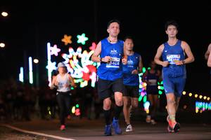 BIB: 46109, 0408
                            <button type="button" onclick="openModal(14705713)" class="btn btn-primary btn-sm float-right btn-popup" data-toggle="modal" data-target=".modal-high-quality">
                        <i class="fas fa-shopping-cart"></i> Add to Cart
                    </button>
                                            <button type="button" onclick="isThisMe(14705713, true)" class="btn btn-success btn-sm float-right btn-popup btn-isme hidden" data-toggle="tooltip" data-placement="bottom" title="นี่คือรูปของคุณใช่ไหม คลิกที่นี่เพื่อเอาเข้าอัลบั้ม">
                        <i class="fas fa-plus"></i> Add to album
                    </button>
                    <button type="button" onclick="isThisMe(14705713, false)" class="btn btn-warning btn-sm float-right btn-popup btn-isnotme hidden">
                        <i class="fas fa-ban"></i> Remove from album
                    </button>