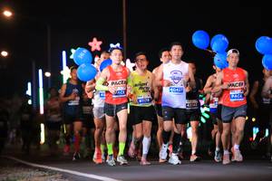 BIB: 40427, 41178, 42142
                            <button type="button" onclick="openModal(14650738)" class="btn btn-primary btn-sm float-right btn-popup" data-toggle="modal" data-target=".modal-high-quality">
                        <i class="fas fa-shopping-cart"></i> Add to Cart
                    </button>
                                            <button type="button" onclick="isThisMe(14650738, true)" class="btn btn-success btn-sm float-right btn-popup btn-isme hidden" data-toggle="tooltip" data-placement="bottom" title="นี่คือรูปของคุณใช่ไหม คลิกที่นี่เพื่อเอาเข้าอัลบั้ม">
                        <i class="fas fa-plus"></i> Add to album
                    </button>
                    <button type="button" onclick="isThisMe(14650738, false)" class="btn btn-warning btn-sm float-right btn-popup btn-isnotme hidden">
                        <i class="fas fa-ban"></i> Remove from album
                    </button>