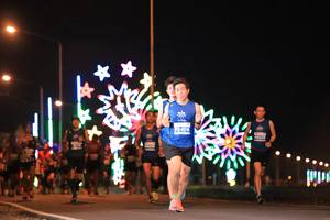 BIB: 46500
                            <button type="button" onclick="openModal(14608778)" class="btn btn-primary btn-sm float-right btn-popup" data-toggle="modal" data-target=".modal-high-quality">
                        <i class="fas fa-shopping-cart"></i> Add to Cart
                    </button>
                                            <button type="button" onclick="isThisMe(14608778, true)" class="btn btn-success btn-sm float-right btn-popup btn-isme hidden" data-toggle="tooltip" data-placement="bottom" title="นี่คือรูปของคุณใช่ไหม คลิกที่นี่เพื่อเอาเข้าอัลบั้ม">
                        <i class="fas fa-plus"></i> Add to album
                    </button>
                    <button type="button" onclick="isThisMe(14608778, false)" class="btn btn-warning btn-sm float-right btn-popup btn-isnotme hidden">
                        <i class="fas fa-ban"></i> Remove from album
                    </button>