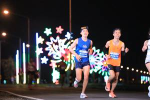 BIB: 40859, 40916
                            <button type="button" onclick="openModal(14590096)" class="btn btn-primary btn-sm float-right btn-popup" data-toggle="modal" data-target=".modal-high-quality">
                        <i class="fas fa-shopping-cart"></i> Add to Cart
                    </button>
                                            <button type="button" onclick="isThisMe(14590096, true)" class="btn btn-success btn-sm float-right btn-popup btn-isme hidden" data-toggle="tooltip" data-placement="bottom" title="นี่คือรูปของคุณใช่ไหม คลิกที่นี่เพื่อเอาเข้าอัลบั้ม">
                        <i class="fas fa-plus"></i> Add to album
                    </button>
                    <button type="button" onclick="isThisMe(14590096, false)" class="btn btn-warning btn-sm float-right btn-popup btn-isnotme hidden">
                        <i class="fas fa-ban"></i> Remove from album
                    </button>