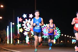 BIB: 45402
                            <button type="button" onclick="openModal(14600288)" class="btn btn-primary btn-sm float-right btn-popup" data-toggle="modal" data-target=".modal-high-quality">
                        <i class="fas fa-shopping-cart"></i> Add to Cart
                    </button>
                                            <button type="button" onclick="isThisMe(14600288, true)" class="btn btn-success btn-sm float-right btn-popup btn-isme hidden" data-toggle="tooltip" data-placement="bottom" title="นี่คือรูปของคุณใช่ไหม คลิกที่นี่เพื่อเอาเข้าอัลบั้ม">
                        <i class="fas fa-plus"></i> Add to album
                    </button>
                    <button type="button" onclick="isThisMe(14600288, false)" class="btn btn-warning btn-sm float-right btn-popup btn-isnotme hidden">
                        <i class="fas fa-ban"></i> Remove from album
                    </button>