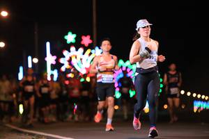 BIB: 9393
                            <button type="button" onclick="openModal(14706124)" class="btn btn-primary btn-sm float-right btn-popup" data-toggle="modal" data-target=".modal-high-quality">
                        <i class="fas fa-shopping-cart"></i> Add to Cart
                    </button>
                                            <button type="button" onclick="isThisMe(14706124, true)" class="btn btn-success btn-sm float-right btn-popup btn-isme hidden" data-toggle="tooltip" data-placement="bottom" title="นี่คือรูปของคุณใช่ไหม คลิกที่นี่เพื่อเอาเข้าอัลบั้ม">
                        <i class="fas fa-plus"></i> Add to album
                    </button>
                    <button type="button" onclick="isThisMe(14706124, false)" class="btn btn-warning btn-sm float-right btn-popup btn-isnotme hidden">
                        <i class="fas fa-ban"></i> Remove from album
                    </button>