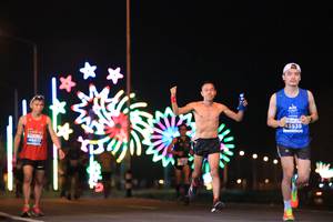 BIB: 45539, 46613
                            <button type="button" onclick="openModal(14622790)" class="btn btn-primary btn-sm float-right btn-popup" data-toggle="modal" data-target=".modal-high-quality">
                        <i class="fas fa-shopping-cart"></i> Add to Cart
                    </button>
                                            <button type="button" onclick="isThisMe(14622790, true)" class="btn btn-success btn-sm float-right btn-popup btn-isme hidden" data-toggle="tooltip" data-placement="bottom" title="นี่คือรูปของคุณใช่ไหม คลิกที่นี่เพื่อเอาเข้าอัลบั้ม">
                        <i class="fas fa-plus"></i> Add to album
                    </button>
                    <button type="button" onclick="isThisMe(14622790, false)" class="btn btn-warning btn-sm float-right btn-popup btn-isnotme hidden">
                        <i class="fas fa-ban"></i> Remove from album
                    </button>