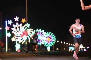 BIB: 40779
                            <button type="button" onclick="openModal(14586174)" class="btn btn-primary btn-sm float-right btn-popup" data-toggle="modal" data-target=".modal-high-quality">
                        <i class="fas fa-shopping-cart"></i> Add to Cart
                    </button>
                                            <button type="button" onclick="isThisMe(14586174, true)" class="btn btn-success btn-sm float-right btn-popup btn-isme hidden" data-toggle="tooltip" data-placement="bottom" title="นี่คือรูปของคุณใช่ไหม คลิกที่นี่เพื่อเอาเข้าอัลบั้ม">
                        <i class="fas fa-plus"></i> Add to album
                    </button>
                    <button type="button" onclick="isThisMe(14586174, false)" class="btn btn-warning btn-sm float-right btn-popup btn-isnotme hidden">
                        <i class="fas fa-ban"></i> Remove from album
                    </button>