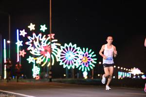 BIB: 10928
                            <button type="button" onclick="openModal(14580815)" class="btn btn-primary btn-sm float-right btn-popup" data-toggle="modal" data-target=".modal-high-quality">
                        <i class="fas fa-shopping-cart"></i> Add to Cart
                    </button>
                                            <button type="button" onclick="isThisMe(14580815, true)" class="btn btn-success btn-sm float-right btn-popup btn-isme hidden" data-toggle="tooltip" data-placement="bottom" title="นี่คือรูปของคุณใช่ไหม คลิกที่นี่เพื่อเอาเข้าอัลบั้ม">
                        <i class="fas fa-plus"></i> Add to album
                    </button>
                    <button type="button" onclick="isThisMe(14580815, false)" class="btn btn-warning btn-sm float-right btn-popup btn-isnotme hidden">
                        <i class="fas fa-ban"></i> Remove from album
                    </button>