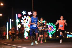 BIB: 40669
                            <button type="button" onclick="openModal(14678591)" class="btn btn-primary btn-sm float-right btn-popup" data-toggle="modal" data-target=".modal-high-quality">
                        <i class="fas fa-shopping-cart"></i> Add to Cart
                    </button>
                                            <button type="button" onclick="isThisMe(14678591, true)" class="btn btn-success btn-sm float-right btn-popup btn-isme hidden" data-toggle="tooltip" data-placement="bottom" title="นี่คือรูปของคุณใช่ไหม คลิกที่นี่เพื่อเอาเข้าอัลบั้ม">
                        <i class="fas fa-plus"></i> Add to album
                    </button>
                    <button type="button" onclick="isThisMe(14678591, false)" class="btn btn-warning btn-sm float-right btn-popup btn-isnotme hidden">
                        <i class="fas fa-ban"></i> Remove from album
                    </button>