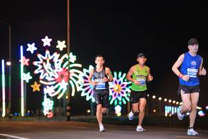 BIB: 4208, 46072
                            <button type="button" onclick="openModal(14585580)" class="btn btn-primary btn-sm float-right btn-popup" data-toggle="modal" data-target=".modal-high-quality">
                        <i class="fas fa-shopping-cart"></i> Add to Cart
                    </button>
                                            <button type="button" onclick="isThisMe(14585580, true)" class="btn btn-success btn-sm float-right btn-popup btn-isme hidden" data-toggle="tooltip" data-placement="bottom" title="นี่คือรูปของคุณใช่ไหม คลิกที่นี่เพื่อเอาเข้าอัลบั้ม">
                        <i class="fas fa-plus"></i> Add to album
                    </button>
                    <button type="button" onclick="isThisMe(14585580, false)" class="btn btn-warning btn-sm float-right btn-popup btn-isnotme hidden">
                        <i class="fas fa-ban"></i> Remove from album
                    </button>