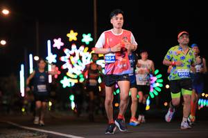 BIB: 1654, 95037
                            <button type="button" onclick="openModal(14632059)" class="btn btn-primary btn-sm float-right btn-popup" data-toggle="modal" data-target=".modal-high-quality">
                        <i class="fas fa-shopping-cart"></i> Add to Cart
                    </button>
                                            <button type="button" onclick="isThisMe(14632059, true)" class="btn btn-success btn-sm float-right btn-popup btn-isme hidden" data-toggle="tooltip" data-placement="bottom" title="นี่คือรูปของคุณใช่ไหม คลิกที่นี่เพื่อเอาเข้าอัลบั้ม">
                        <i class="fas fa-plus"></i> Add to album
                    </button>
                    <button type="button" onclick="isThisMe(14632059, false)" class="btn btn-warning btn-sm float-right btn-popup btn-isnotme hidden">
                        <i class="fas fa-ban"></i> Remove from album
                    </button>