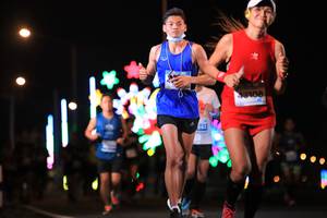 BIB: 108
                            <button type="button" onclick="openModal(14708853)" class="btn btn-primary btn-sm float-right btn-popup" data-toggle="modal" data-target=".modal-high-quality">
                        <i class="fas fa-shopping-cart"></i> Add to Cart
                    </button>
                                            <button type="button" onclick="isThisMe(14708853, true)" class="btn btn-success btn-sm float-right btn-popup btn-isme hidden" data-toggle="tooltip" data-placement="bottom" title="นี่คือรูปของคุณใช่ไหม คลิกที่นี่เพื่อเอาเข้าอัลบั้ม">
                        <i class="fas fa-plus"></i> Add to album
                    </button>
                    <button type="button" onclick="isThisMe(14708853, false)" class="btn btn-warning btn-sm float-right btn-popup btn-isnotme hidden">
                        <i class="fas fa-ban"></i> Remove from album
                    </button>