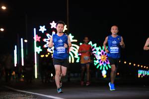 BIB: 41600, 45643
                            <button type="button" onclick="openModal(14579436)" class="btn btn-primary btn-sm float-right btn-popup" data-toggle="modal" data-target=".modal-high-quality">
                        <i class="fas fa-shopping-cart"></i> Add to Cart
                    </button>
                                            <button type="button" onclick="isThisMe(14579436, true)" class="btn btn-success btn-sm float-right btn-popup btn-isme hidden" data-toggle="tooltip" data-placement="bottom" title="นี่คือรูปของคุณใช่ไหม คลิกที่นี่เพื่อเอาเข้าอัลบั้ม">
                        <i class="fas fa-plus"></i> Add to album
                    </button>
                    <button type="button" onclick="isThisMe(14579436, false)" class="btn btn-warning btn-sm float-right btn-popup btn-isnotme hidden">
                        <i class="fas fa-ban"></i> Remove from album
                    </button>