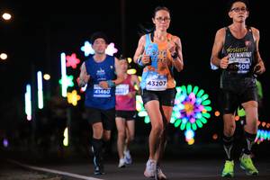 BIB: 40608, 43207, 41460
                            <button type="button" onclick="openModal(14684173)" class="btn btn-primary btn-sm float-right btn-popup" data-toggle="modal" data-target=".modal-high-quality">
                        <i class="fas fa-shopping-cart"></i> Add to Cart
                    </button>
                                            <button type="button" onclick="isThisMe(14684173, true)" class="btn btn-success btn-sm float-right btn-popup btn-isme hidden" data-toggle="tooltip" data-placement="bottom" title="นี่คือรูปของคุณใช่ไหม คลิกที่นี่เพื่อเอาเข้าอัลบั้ม">
                        <i class="fas fa-plus"></i> Add to album
                    </button>
                    <button type="button" onclick="isThisMe(14684173, false)" class="btn btn-warning btn-sm float-right btn-popup btn-isnotme hidden">
                        <i class="fas fa-ban"></i> Remove from album
                    </button>