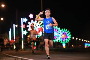 BIB: 413
                            <button type="button" onclick="openModal(14661955)" class="btn btn-primary btn-sm float-right btn-popup" data-toggle="modal" data-target=".modal-high-quality">
                        <i class="fas fa-shopping-cart"></i> Add to Cart
                    </button>
                                            <button type="button" onclick="isThisMe(14661955, true)" class="btn btn-success btn-sm float-right btn-popup btn-isme hidden" data-toggle="tooltip" data-placement="bottom" title="นี่คือรูปของคุณใช่ไหม คลิกที่นี่เพื่อเอาเข้าอัลบั้ม">
                        <i class="fas fa-plus"></i> Add to album
                    </button>
                    <button type="button" onclick="isThisMe(14661955, false)" class="btn btn-warning btn-sm float-right btn-popup btn-isnotme hidden">
                        <i class="fas fa-ban"></i> Remove from album
                    </button>