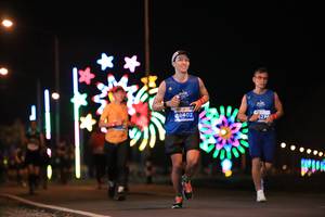 BIB: 88402, 627
                            <button type="button" onclick="openModal(14693613)" class="btn btn-primary btn-sm float-right btn-popup" data-toggle="modal" data-target=".modal-high-quality">
                        <i class="fas fa-shopping-cart"></i> Add to Cart
                    </button>
                                            <button type="button" onclick="isThisMe(14693613, true)" class="btn btn-success btn-sm float-right btn-popup btn-isme hidden" data-toggle="tooltip" data-placement="bottom" title="นี่คือรูปของคุณใช่ไหม คลิกที่นี่เพื่อเอาเข้าอัลบั้ม">
                        <i class="fas fa-plus"></i> Add to album
                    </button>
                    <button type="button" onclick="isThisMe(14693613, false)" class="btn btn-warning btn-sm float-right btn-popup btn-isnotme hidden">
                        <i class="fas fa-ban"></i> Remove from album
                    </button>