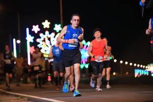 BIB: 512
                            <button type="button" onclick="openModal(14667539)" class="btn btn-primary btn-sm float-right btn-popup" data-toggle="modal" data-target=".modal-high-quality">
                        <i class="fas fa-shopping-cart"></i> Add to Cart
                    </button>
                                            <button type="button" onclick="isThisMe(14667539, true)" class="btn btn-success btn-sm float-right btn-popup btn-isme hidden" data-toggle="tooltip" data-placement="bottom" title="นี่คือรูปของคุณใช่ไหม คลิกที่นี่เพื่อเอาเข้าอัลบั้ม">
                        <i class="fas fa-plus"></i> Add to album
                    </button>
                    <button type="button" onclick="isThisMe(14667539, false)" class="btn btn-warning btn-sm float-right btn-popup btn-isnotme hidden">
                        <i class="fas fa-ban"></i> Remove from album
                    </button>