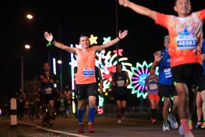 BIB: 46982, 45232, 400
                            <button type="button" onclick="openModal(14592547)" class="btn btn-primary btn-sm float-right btn-popup" data-toggle="modal" data-target=".modal-high-quality">
                        <i class="fas fa-shopping-cart"></i> Add to Cart
                    </button>
                                            <button type="button" onclick="isThisMe(14592547, true)" class="btn btn-success btn-sm float-right btn-popup btn-isme hidden" data-toggle="tooltip" data-placement="bottom" title="นี่คือรูปของคุณใช่ไหม คลิกที่นี่เพื่อเอาเข้าอัลบั้ม">
                        <i class="fas fa-plus"></i> Add to album
                    </button>
                    <button type="button" onclick="isThisMe(14592547, false)" class="btn btn-warning btn-sm float-right btn-popup btn-isnotme hidden">
                        <i class="fas fa-ban"></i> Remove from album
                    </button>